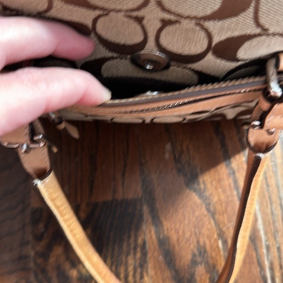 Coach Tote - Picture 9 of 10